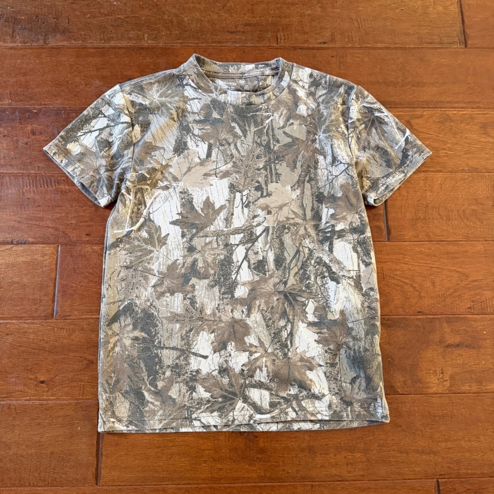 Hollister Camo T-Shirt Mens XS Brown Cooling Tee Relaxed Fit Leaf Print Short